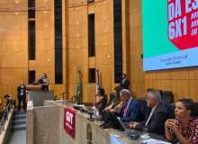 CUT ES participa da entrega da Comenda Waldemar Lyrio